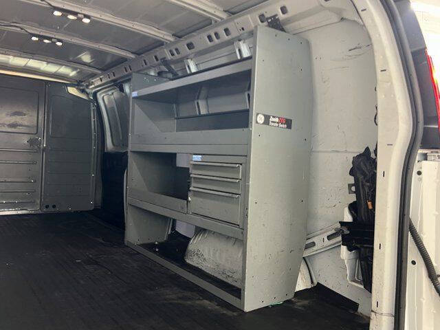 2021 Chevrolet Express 2500