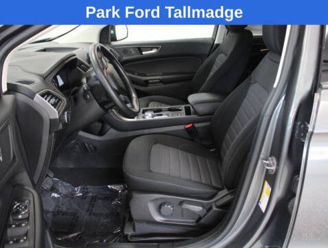 2022 Ford Edge SE