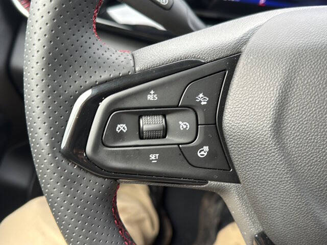 2025 Chevrolet Trax RS