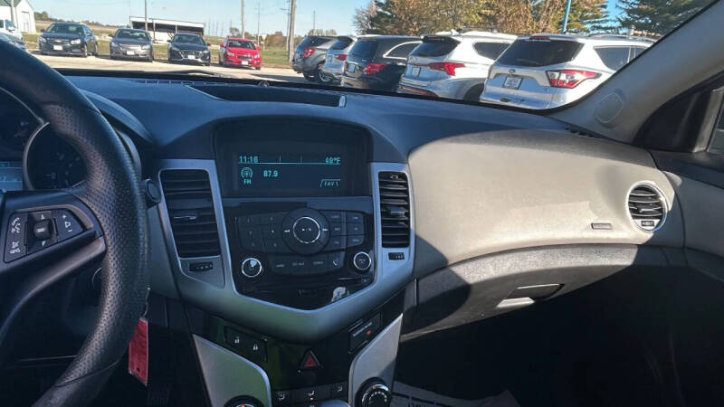 2014 Chevrolet Cruze LS Auto