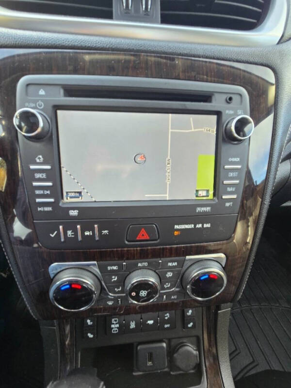 2016 Chevrolet Traverse LT