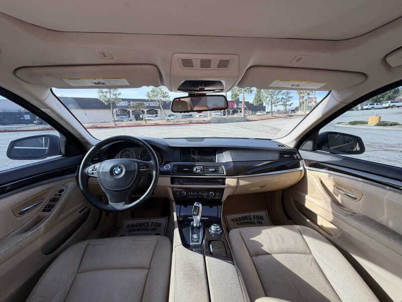 2011 BMW 5 Series 528i