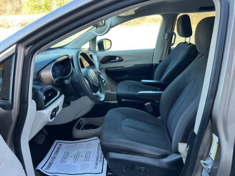 2017 Chrysler Pacifica Touring