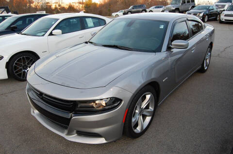 2017 Dodge Charger for sale at Modern Motors - Thomasville INC in Thomasville NC