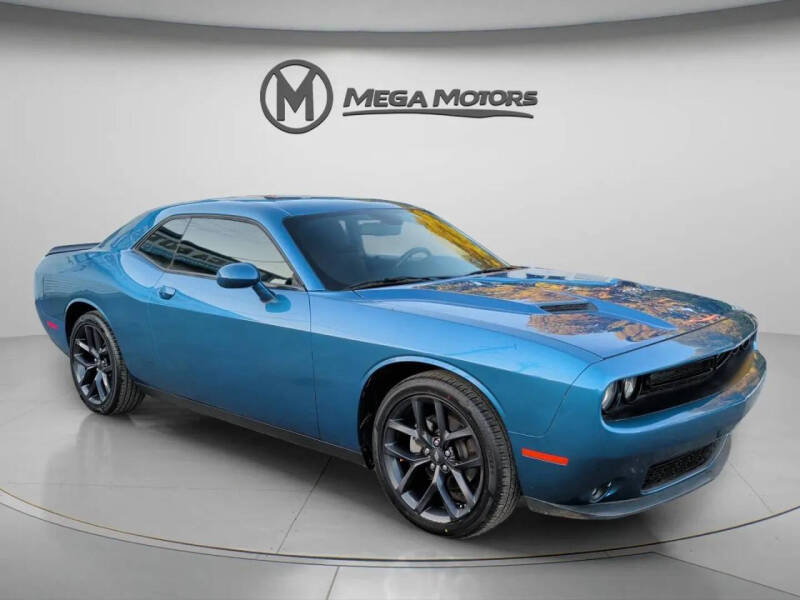 2022 Dodge Challenger SXT