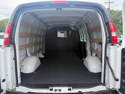 2024 GMC Savana 2500