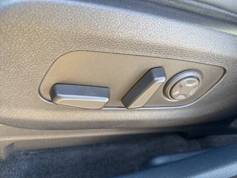 2025 Kia Carnival EX