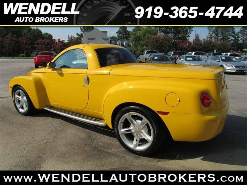 2004 Chevrolet SSR LS