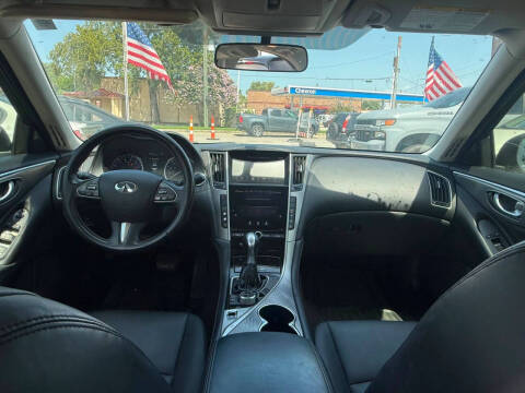 2015 Infiniti Q50