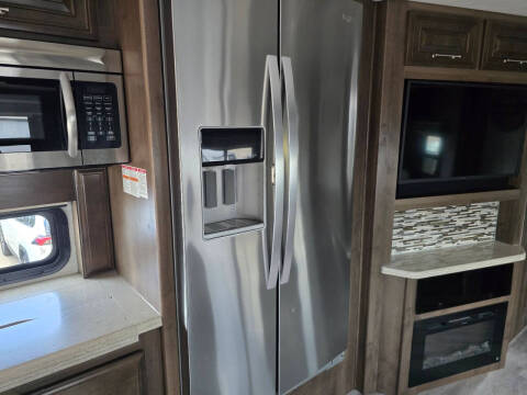 2021 Freightliner S2RV Chassis