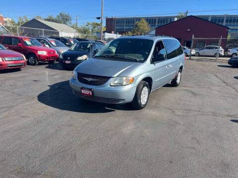 2003 Chrysler Town and Country for sale at Rod's Automotive in Cincinnati OH