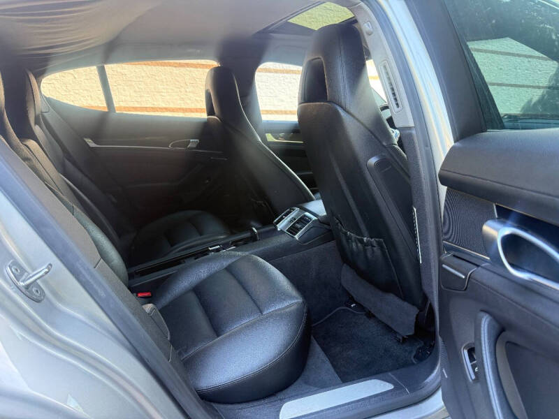 2012 Porsche Panamera