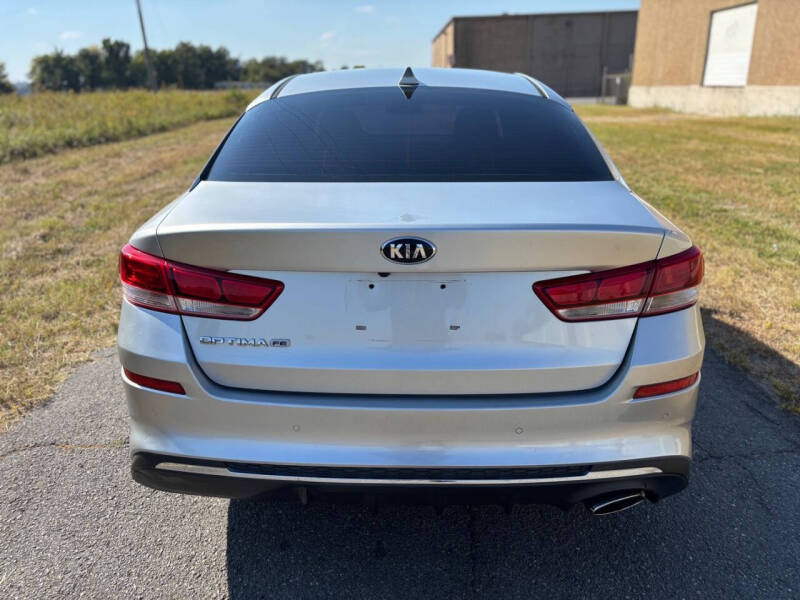 2020 Kia Optima LX