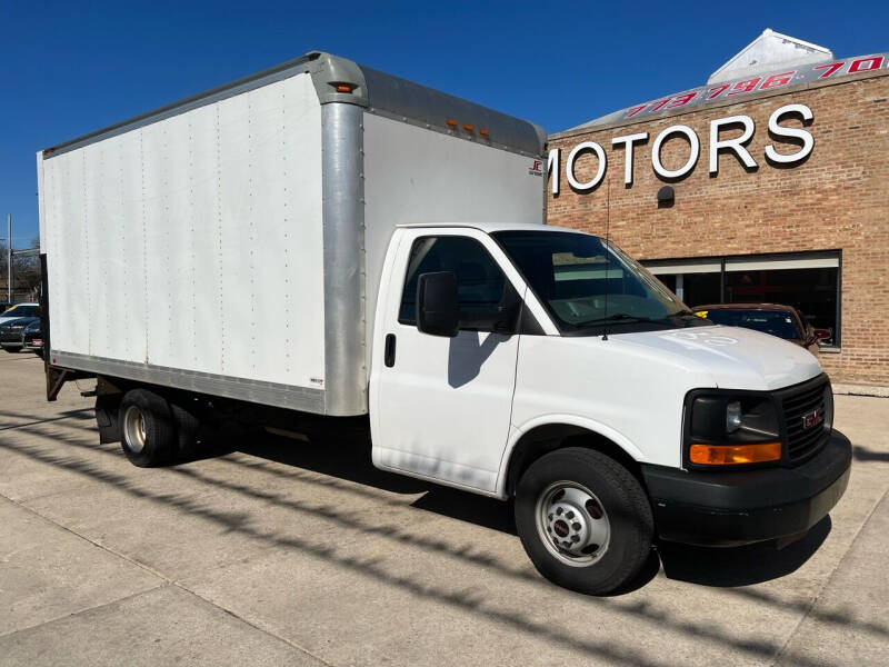 2015 gmc savana box truck