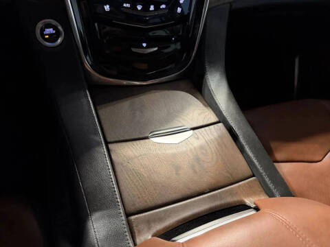 2018 Cadillac Escalade Premium Luxury