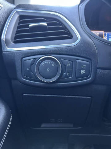 2022 Ford Edge Titanium