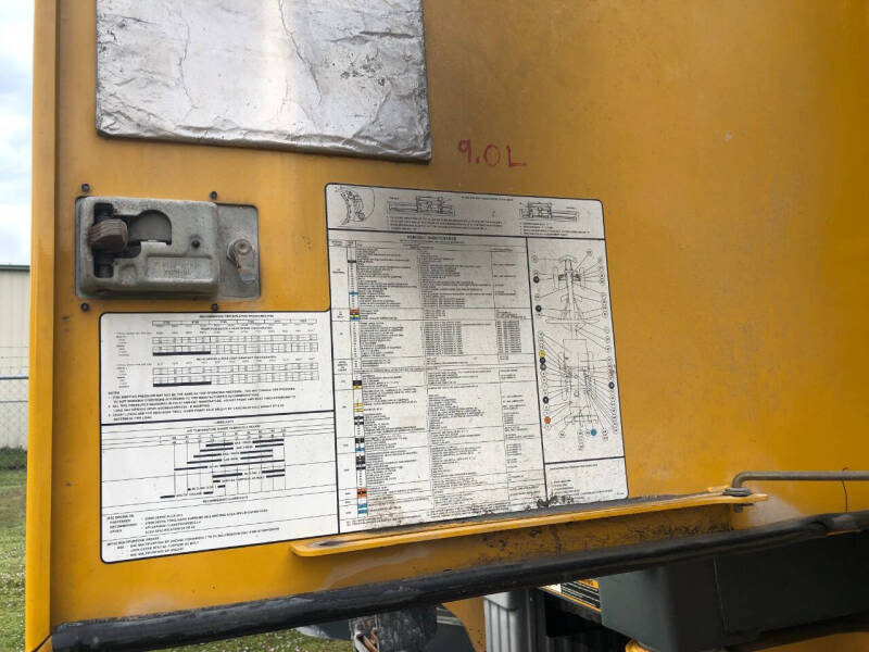 2011 John Deere 670 GP MOTOR GRADER