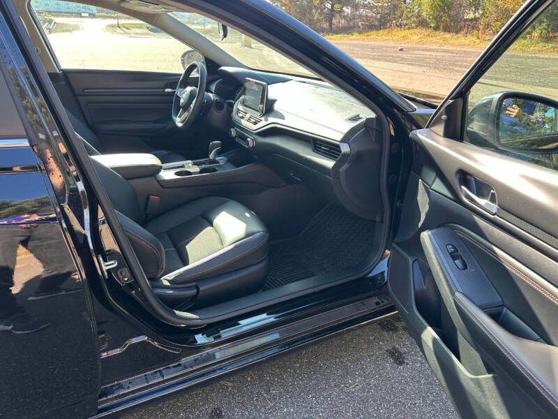 2020 Nissan Altima 2.5 SR