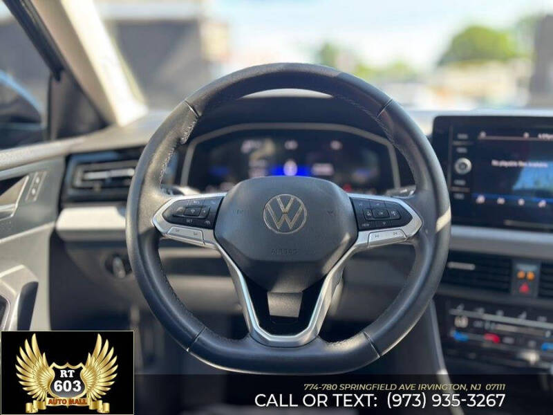2025 Volkswagen Jetta SE