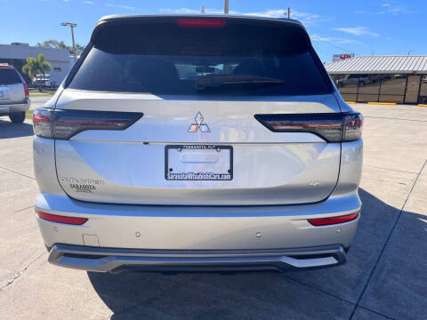 2026 Mitsubishi Outlander SE