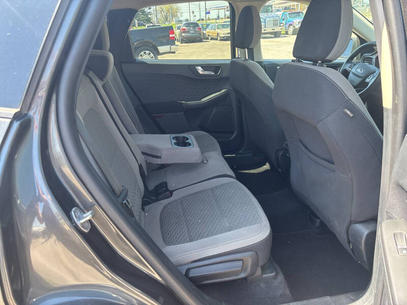 2020 Ford Escape SE