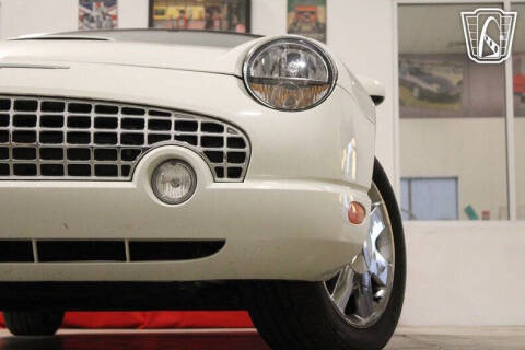 2002 Ford Thunderbird Deluxe