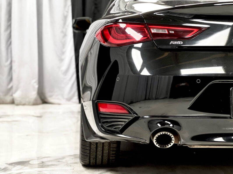 2019 Infiniti Q60 Red Sport 400