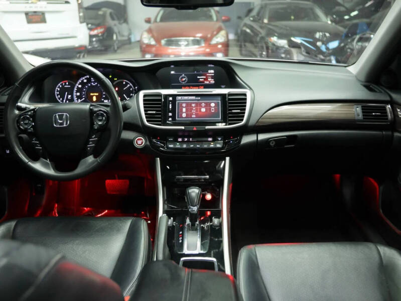 2017 Honda Accord Touring