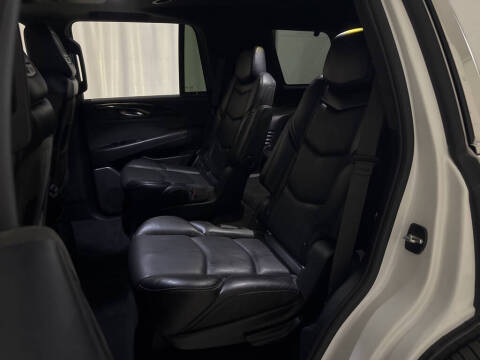 2018 Cadillac Escalade Platinum