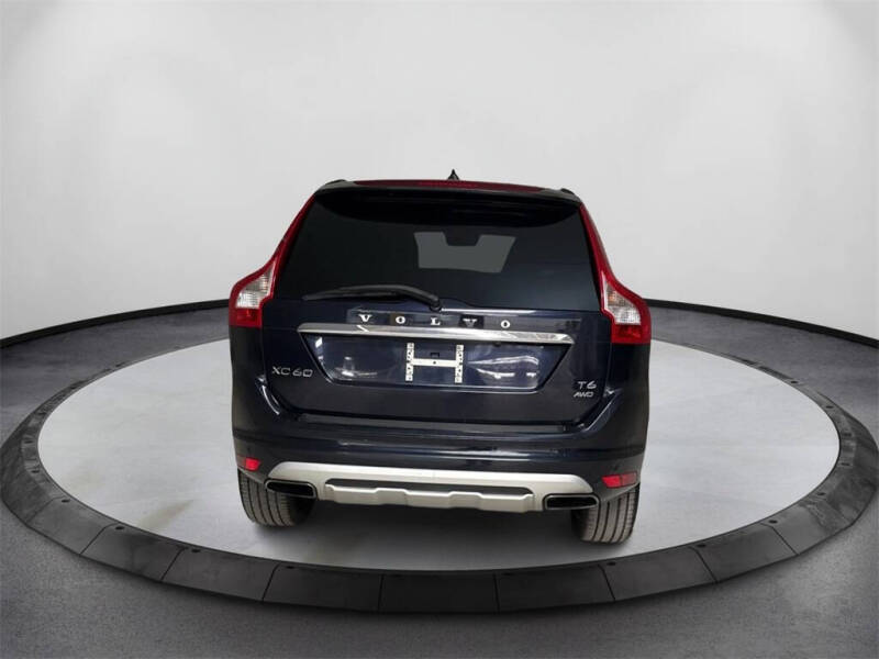 2017 Volvo XC60 T6 Dynamic