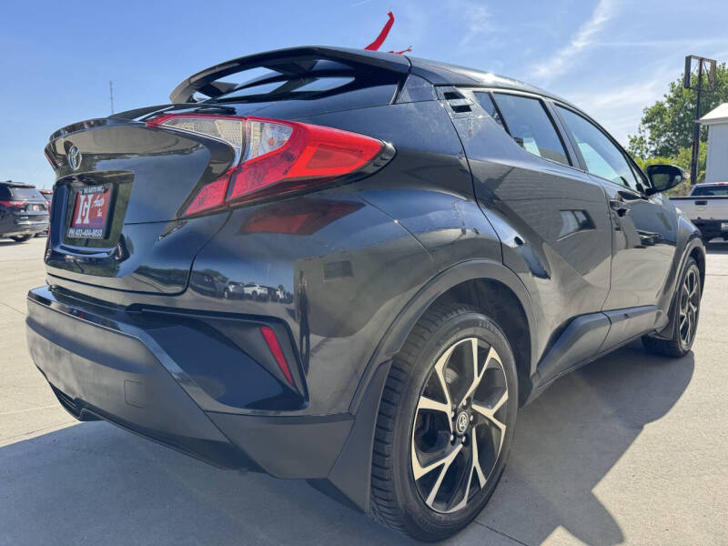 2021 Toyota C-HR LE