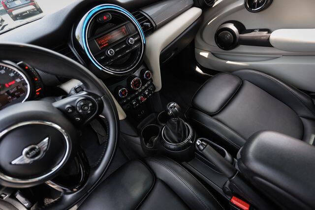 2016 MINI Hardtop 2 Door Cooper
