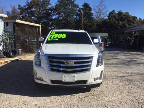 2016 Cadillac Escalade Luxury Collection