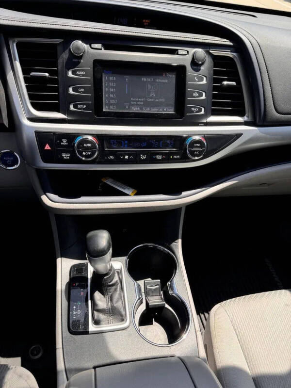 2018 Toyota Highlander Hybrid LE