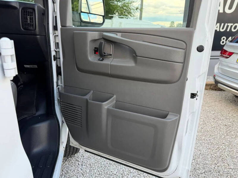 2014 GMC Savana 2500