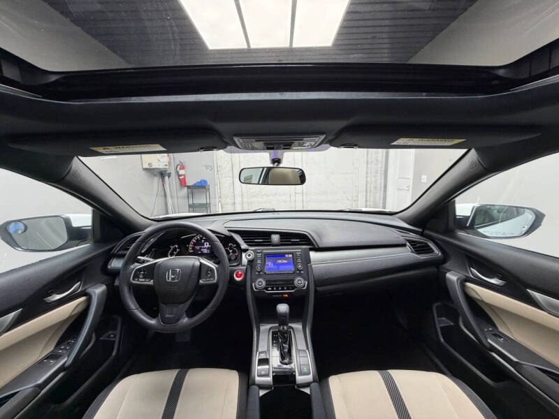 2017 Honda Civic LX-P