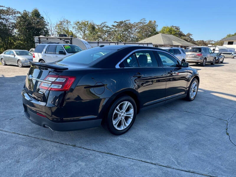 2019 Ford Taurus SEL
