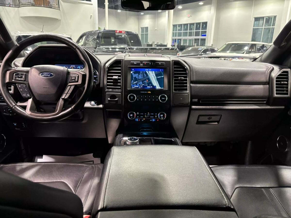 2021 Ford Expedition for sale at IMD MOTORS, INC in Dallas, TX