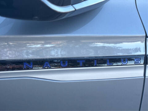 2024 Lincoln Nautilus Hybrid Reserve