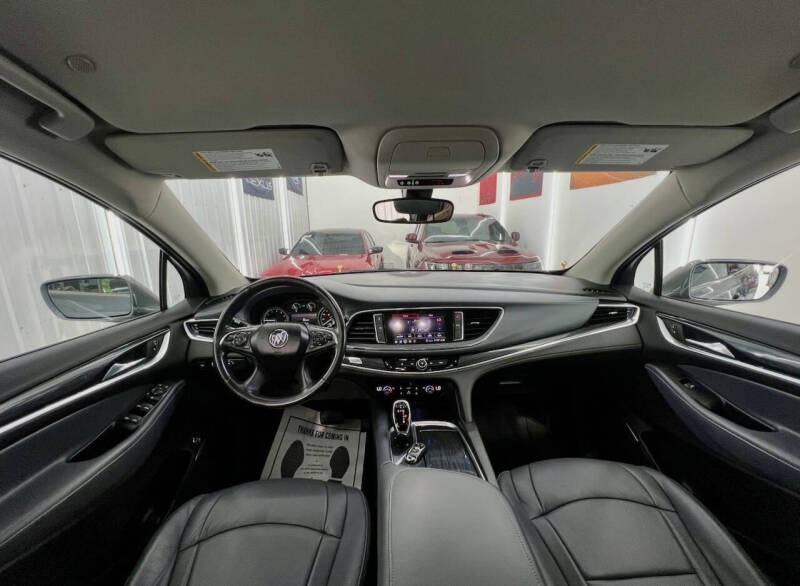 2020 Buick Enclave Essence