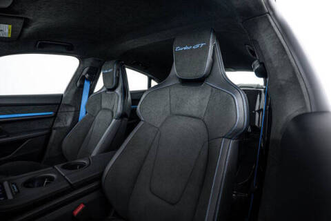 2025 Porsche Taycan Turbo GT w/ Weissach Package