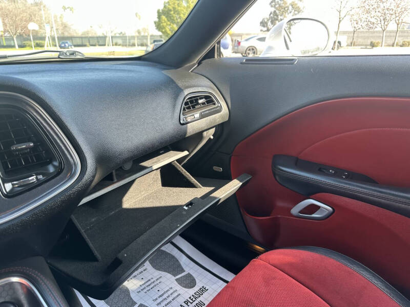 2016 Dodge Challenger