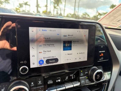 2025 Toyota Highlander XLE