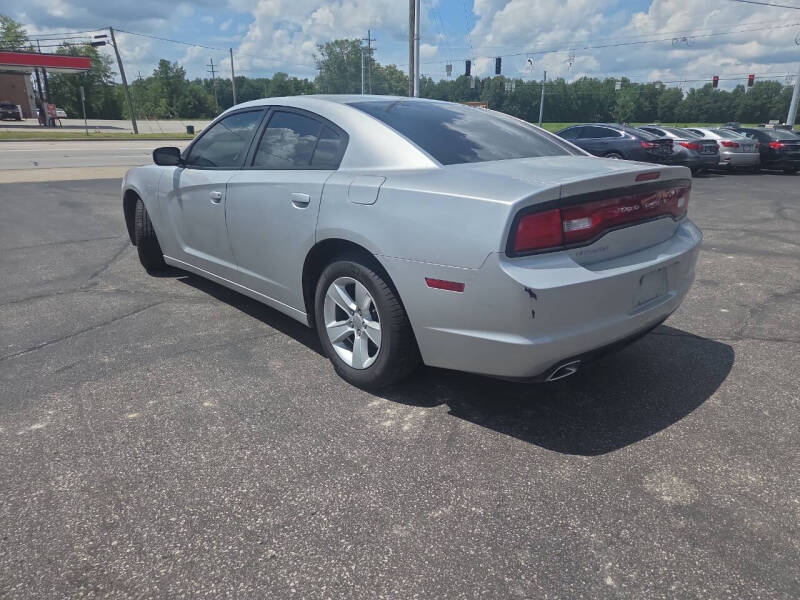 2012 Dodge Charger SE