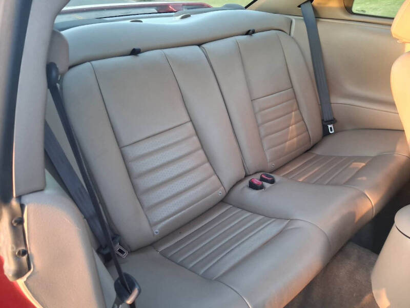 2004 Ford Mustang GT Deluxe