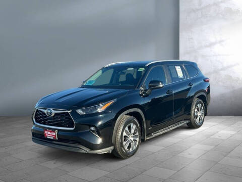 2023 Toyota Highlander Hybrid XLE
