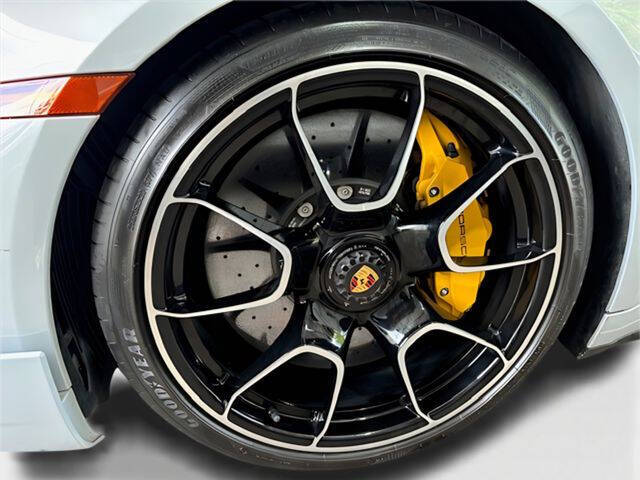 2023 Porsche 911