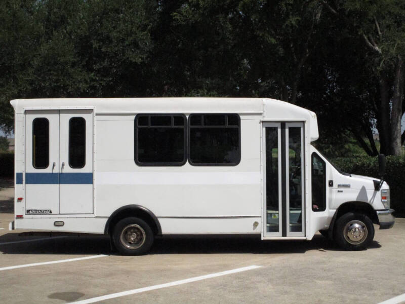 2014 Ford E-Series E-350 SD