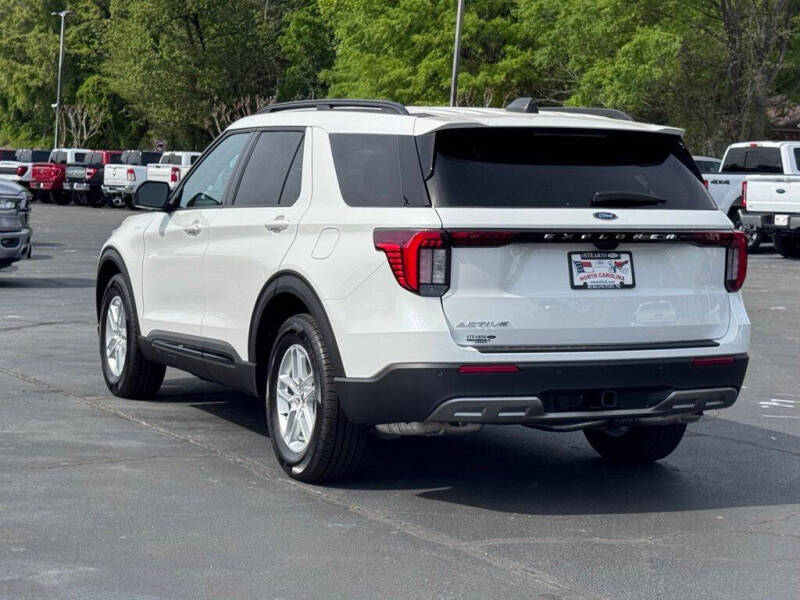 2026 Ford Explorer Active