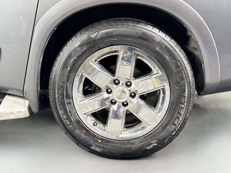 2014 Nissan Armada SV